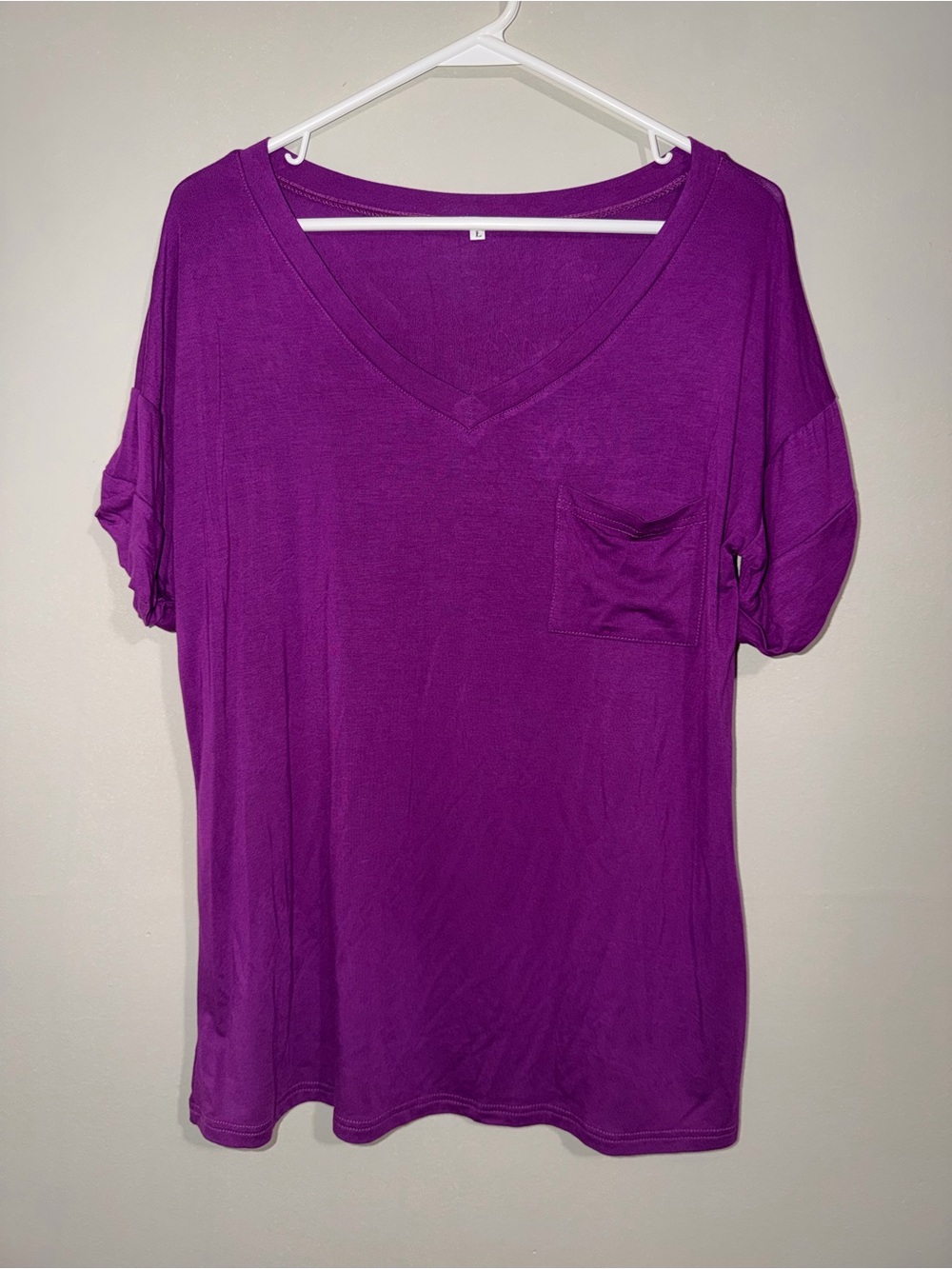 Purple V-Neck Pocket T-Shirt – Size L